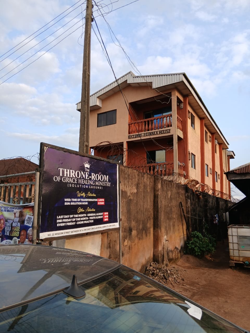 2 Storey building for sale at wisdom Street